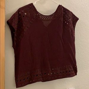 Maroon crop t